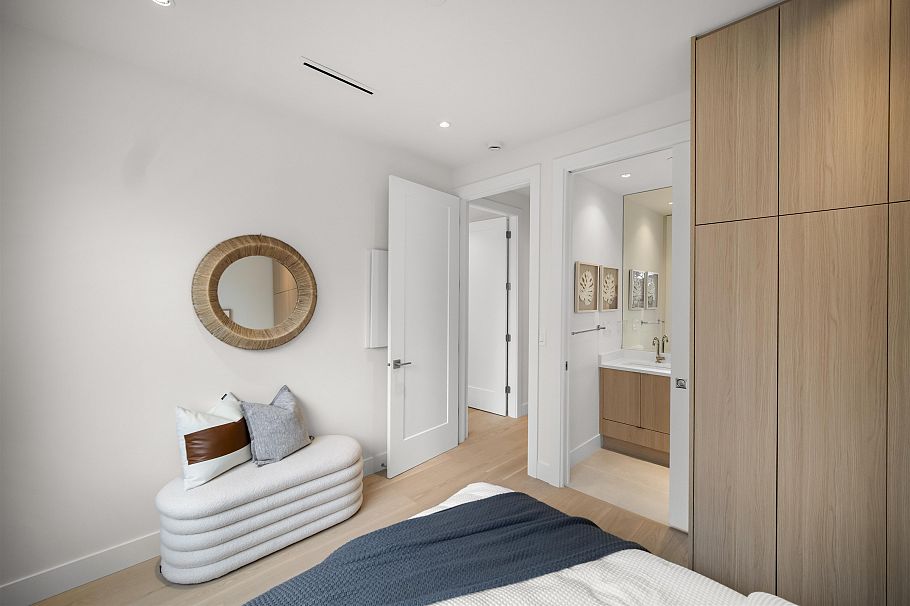 4681 Argyle Street Vancouver, BC - 10