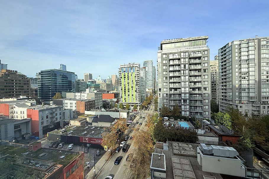 1202 1082 Seymour Street Vancouver, BC - 1