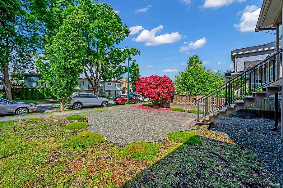 3278 Parker Street Vancouver, BC - 2