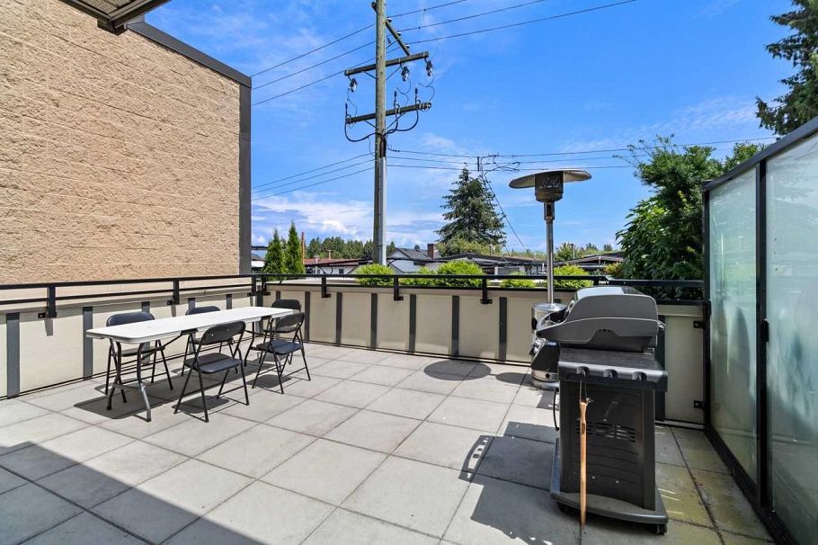 206 707 E 43rd Avenue Vancouver, BC - 1