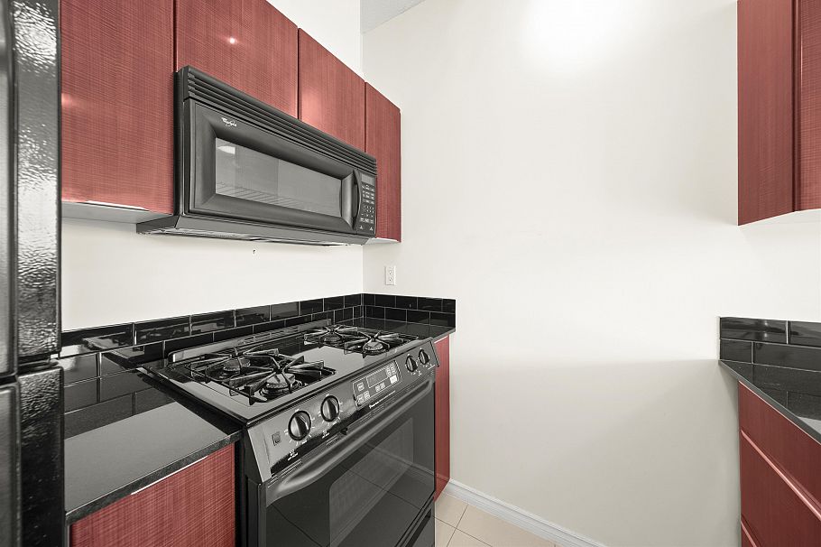 2605 1239 W Georgia Street Vancouver, BC - 13