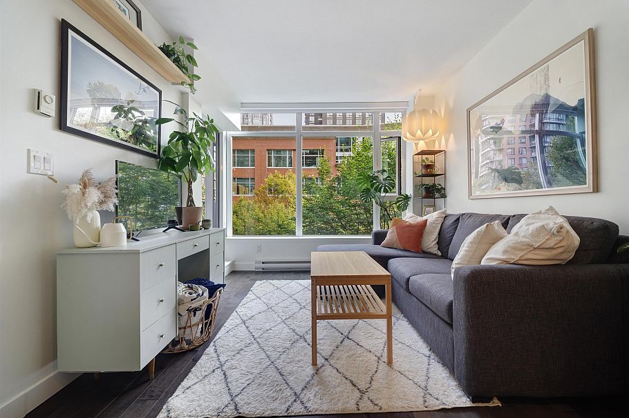 407 1133 Homer Street Vancouver, BC - 3