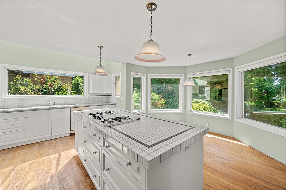 3470 W 43rd Avenue Vancouver, BC - 15