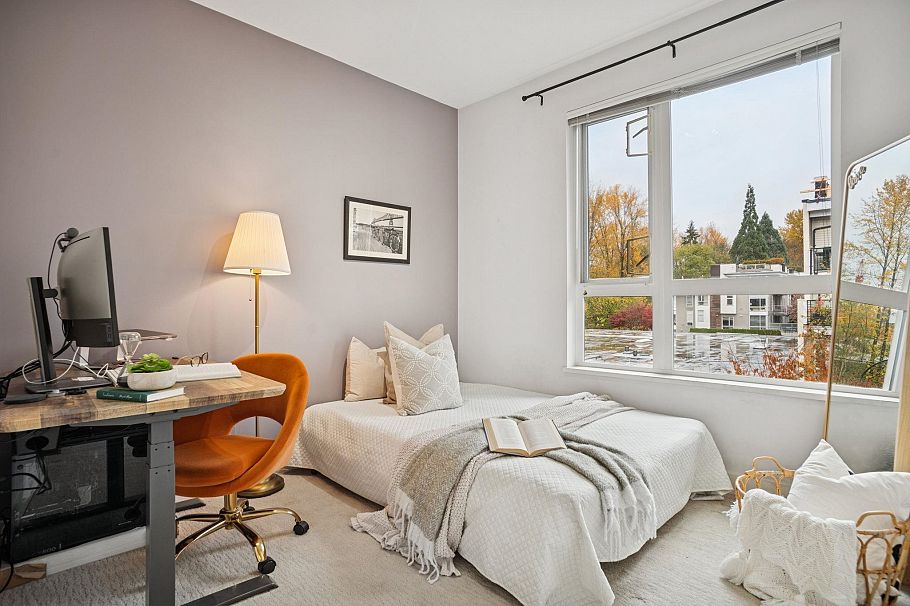 303 733 W 14 Street North Vancouver, BC - 18