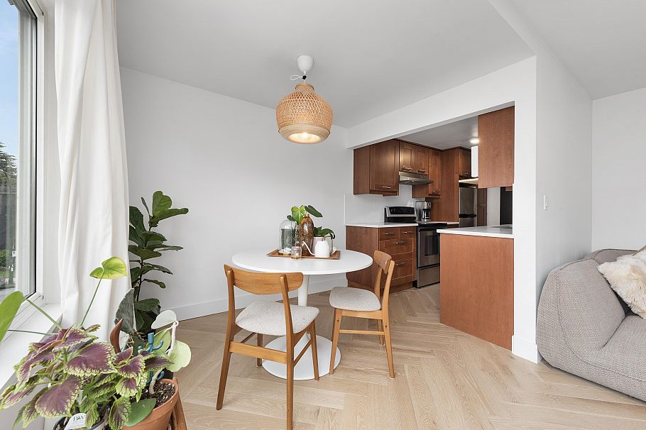 34 1480 Arbutus Street Vancouver, BC - 5