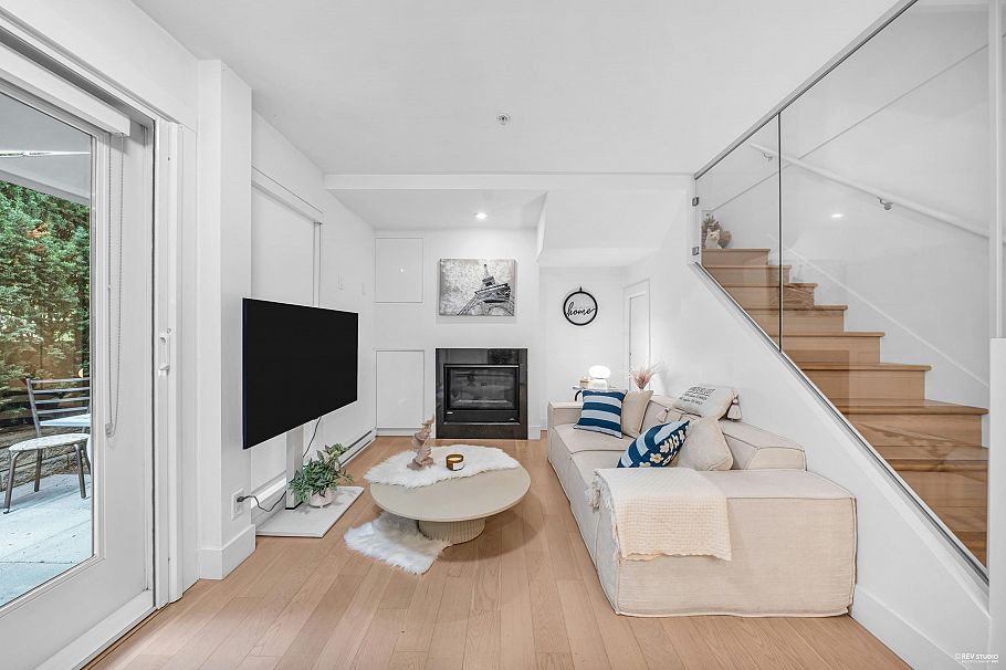 1407 East 1st Street Vancouver, BC - 15