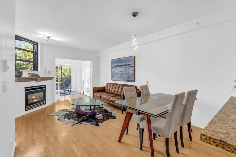 209 2228 Marstrand Avenue Vancouver, BC - 1