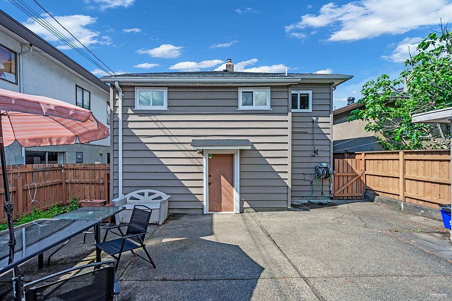 3278 Parker Street Vancouver, BC - 25