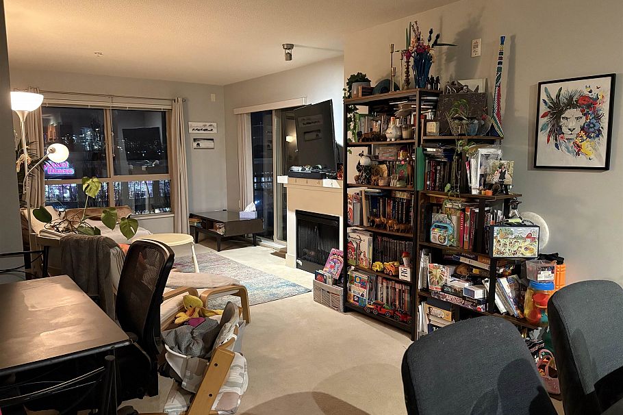 317 1633 Mackay Avenue North Vancouver, BC - 19