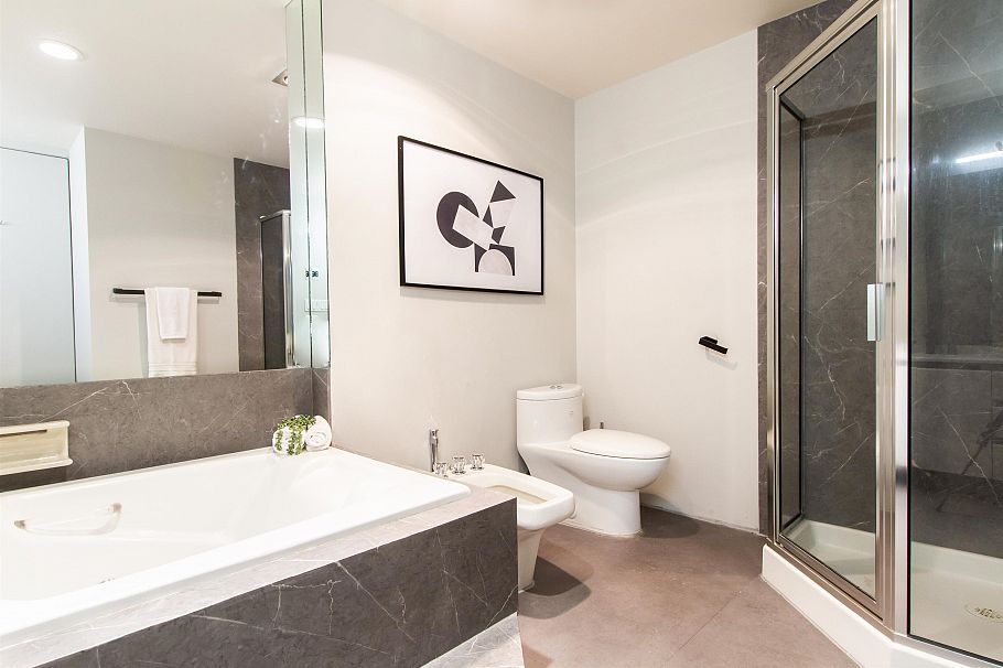 2301 1500 Howe Street Vancouver, BC - 22