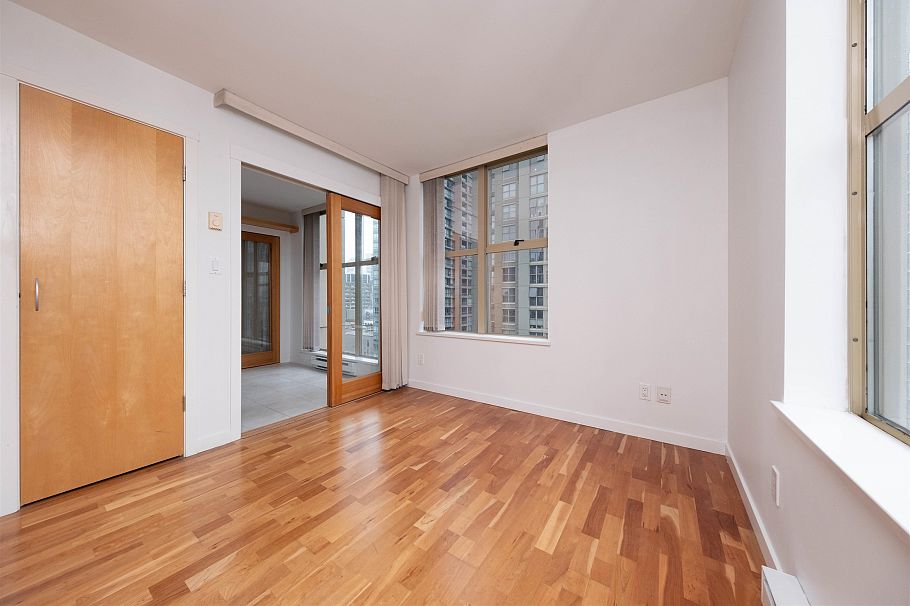 1406 989 Richards Street Vancouver, BC - 21