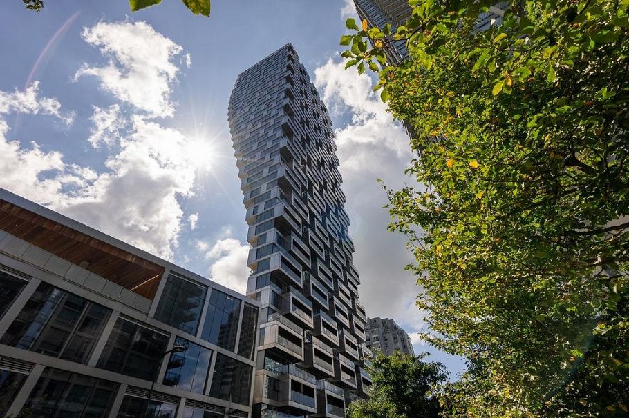 4208 1480 Howe Street Vancouver, BC - 32