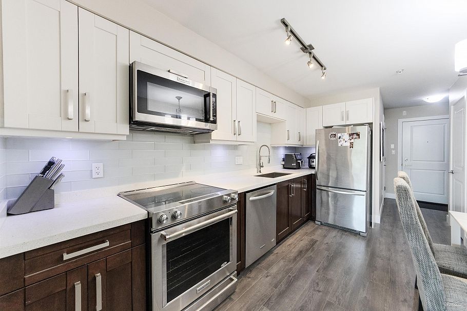 206 707 E 43rd Avenue Vancouver, BC - 9