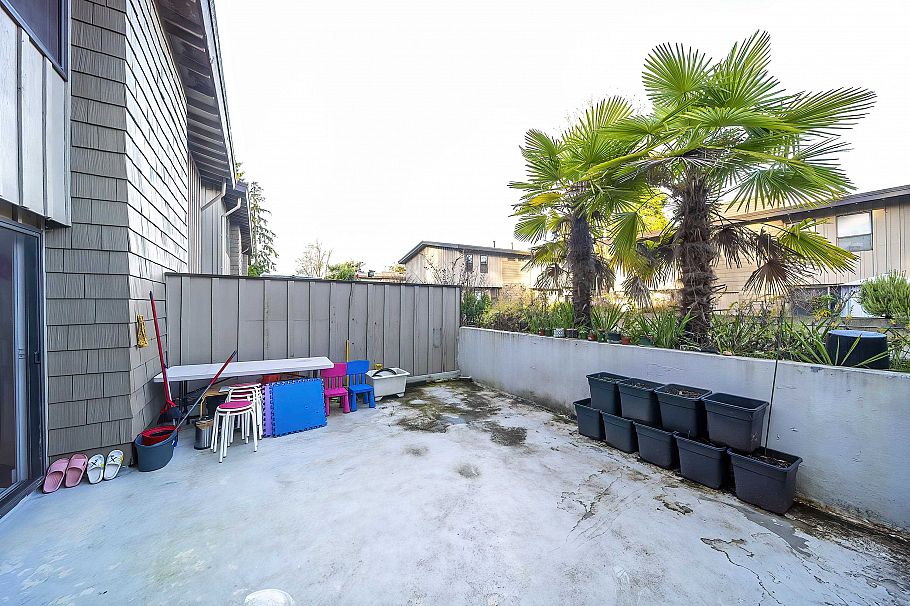 72 3180 E 58th Avenue Vancouver, BC - 35