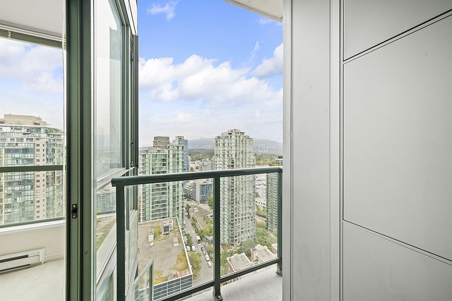 2605 1239 W Georgia Street Vancouver, BC - 17
