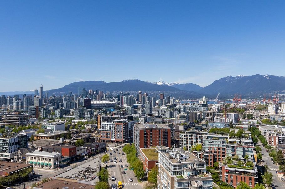 2002 285 E 10th Avenue Vancouver, BC - 21