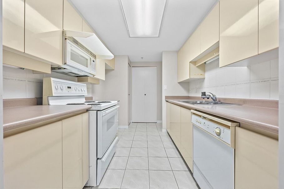 411 500 W 10th Avenue Vancouver, BC - 10