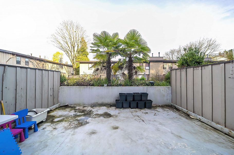 72 3180 E 58th Avenue Vancouver, BC - 36