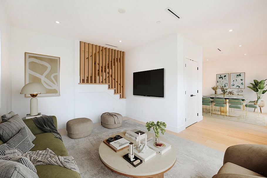 263 W 6th Street North Vancouver, BC - 2