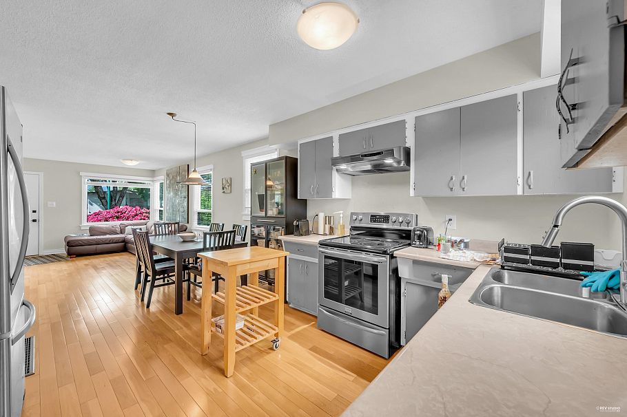 3278 Parker Street Vancouver, BC - 12