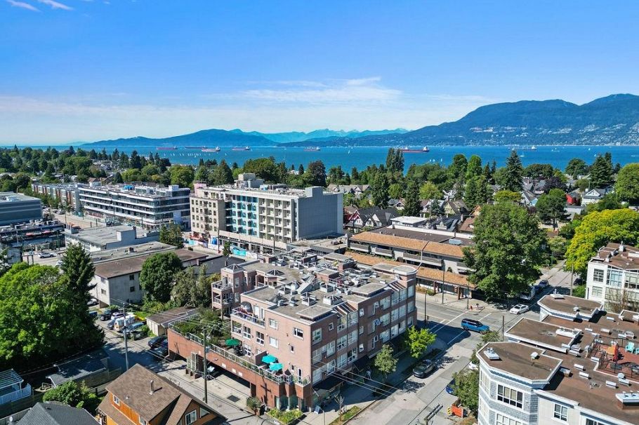 208 2025 Stephens Street Vancouver, BC - 31