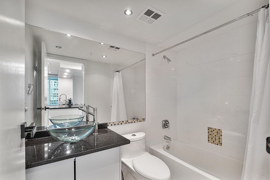 2206 1238 Melville Avenue Vancouver, BC - 10