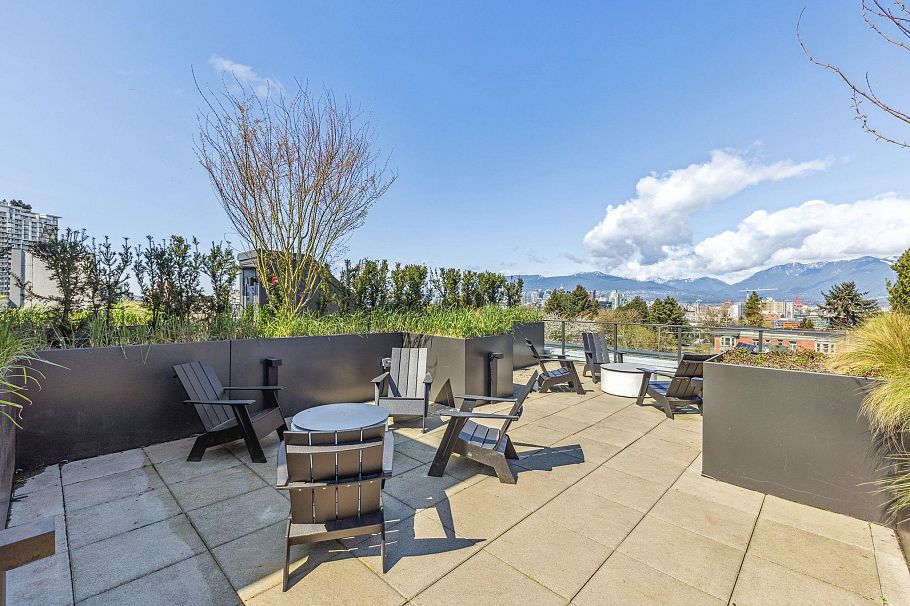 316 2520 Guelph Street Vancouver, BC - 22