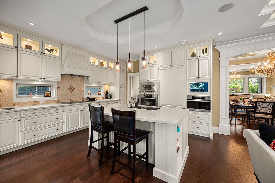 2967 W 43rd Avenue Vancouver, BC - 17