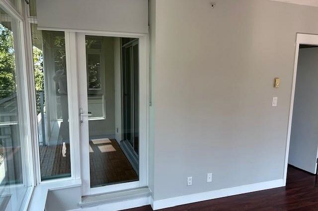 301 2520 Manitoba Street Vancouver, BC - 21