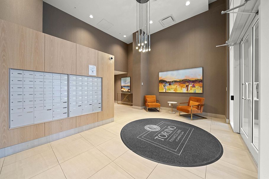 708 8699 Hazelbridge Way Richmond, BC - 1