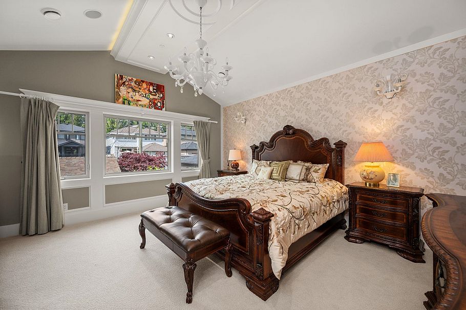 2967 W 43rd Avenue Vancouver, BC - 20