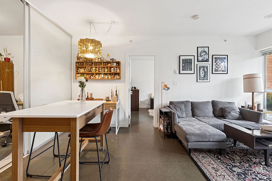 309 221 Union Street Vancouver, BC - 9