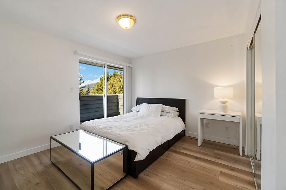 456 Montroyal Boulevard North Vancouver, BC - 25