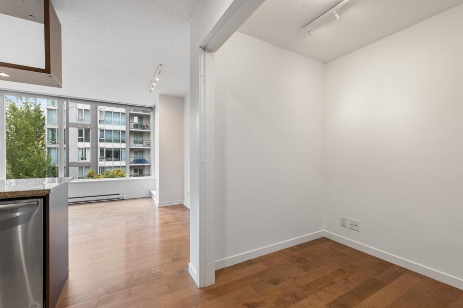 504 1001 Richards Street Vancouver, BC - 18