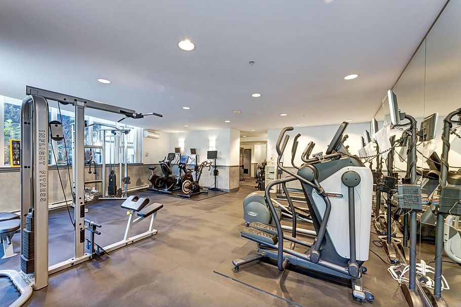 310 1450 W 6th Avenue Vancouver, BC - 23