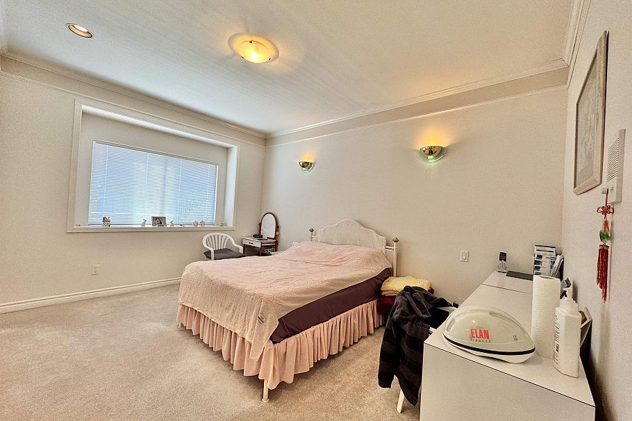 3632 E 28th Avenue Vancouver, BC - 5