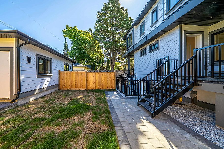 2837 W 31st Avenue Vancouver, BC - 6