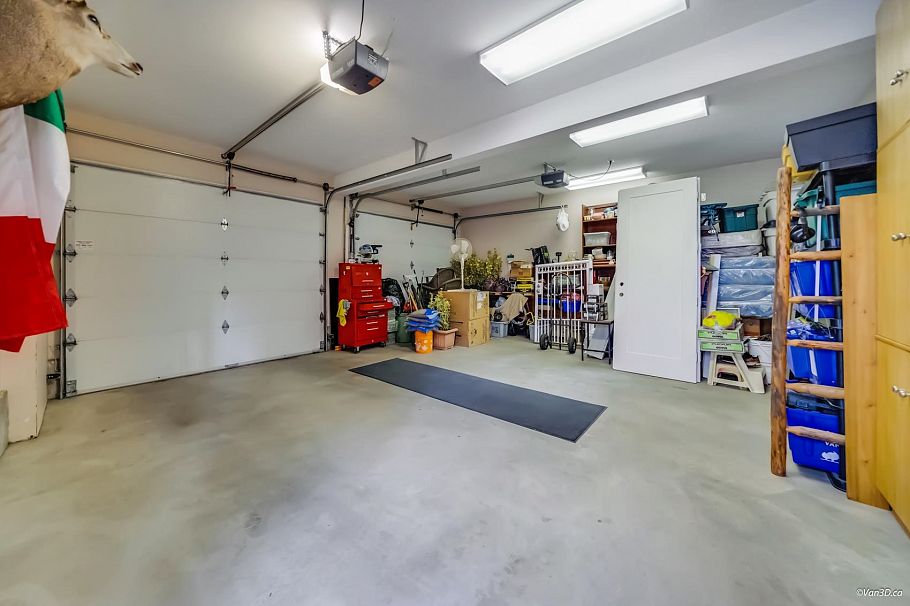 1627 E 34th Avenue Vancouver, BC - 37