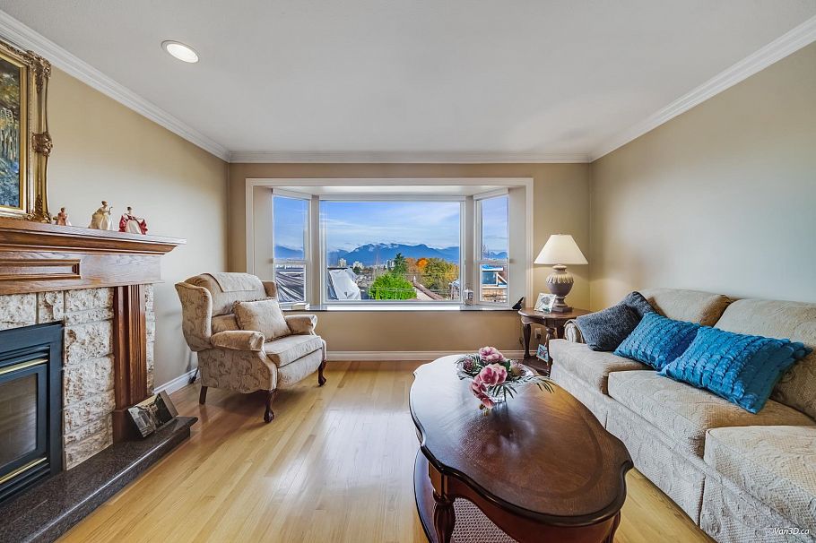 1627 E 34th Avenue Vancouver, BC - 21