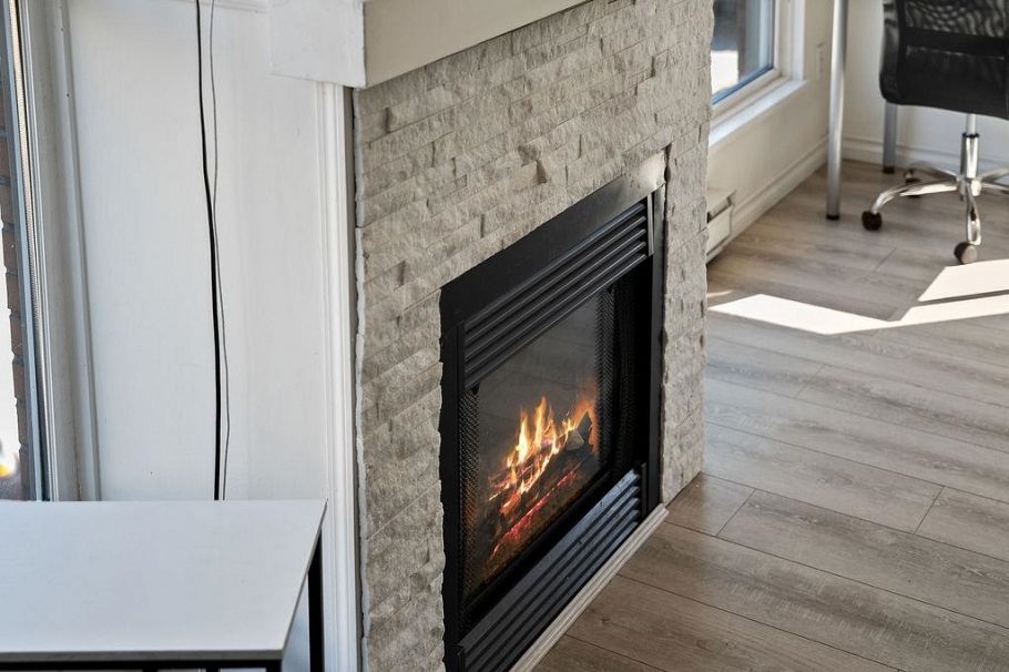 208 2025 Stephens Street Vancouver, BC - 4