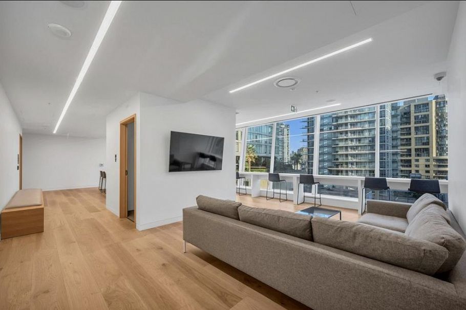 5901 1289 Hornby Street Vancouver, BC - 8