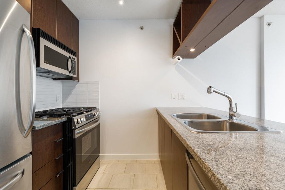 504 1001 Richards Street Vancouver, BC - 8