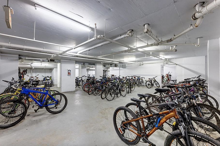 310 1450 W 6th Avenue Vancouver, BC - 22