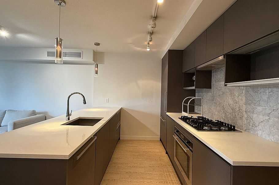 828 8988 PATTERSON ROAD, Richmond BC V6X 0R2 Richmond, BC - 2