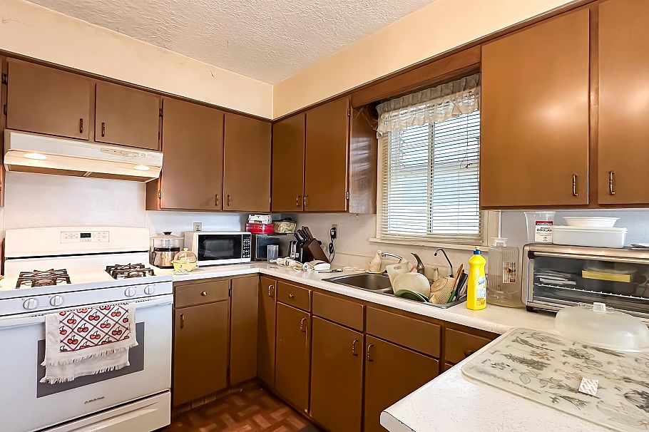 3140 E 52nd Avenue Vancouver, BC - 22