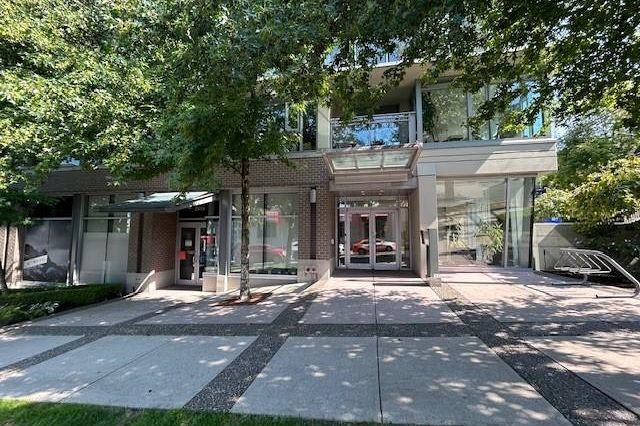 301 2520 Manitoba Street Vancouver, BC - 4