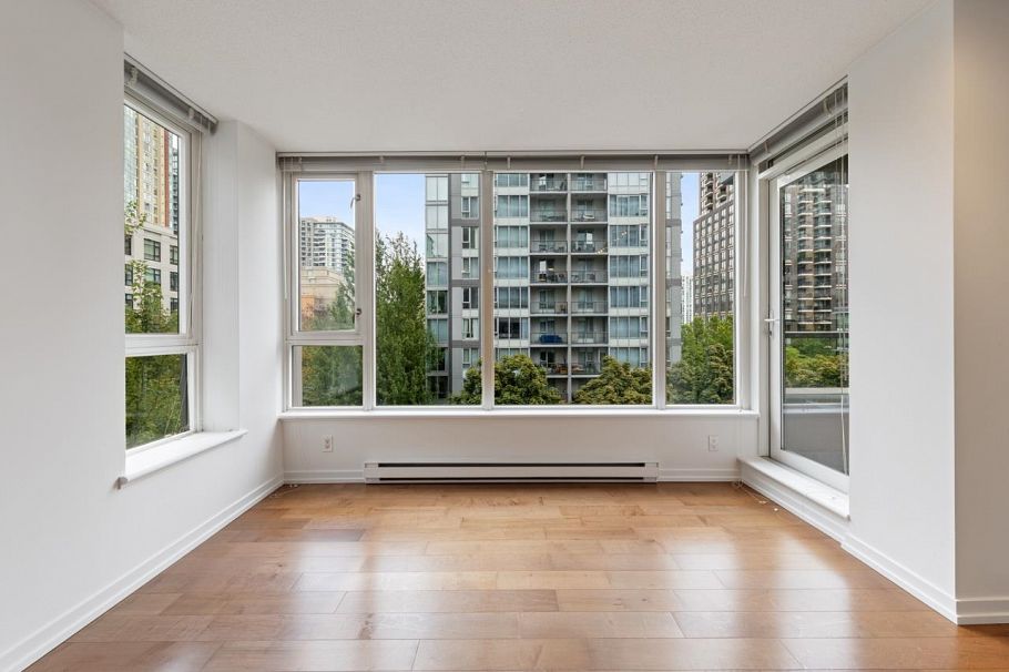 504 1001 Richards Street Vancouver, BC - 13