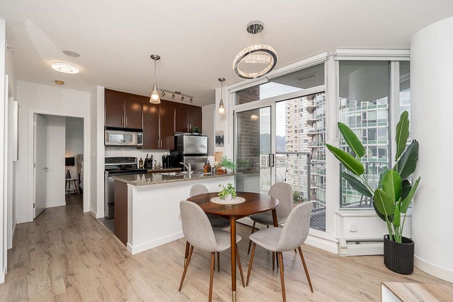 1709 688 Abbott Street Vancouver, BC - 9