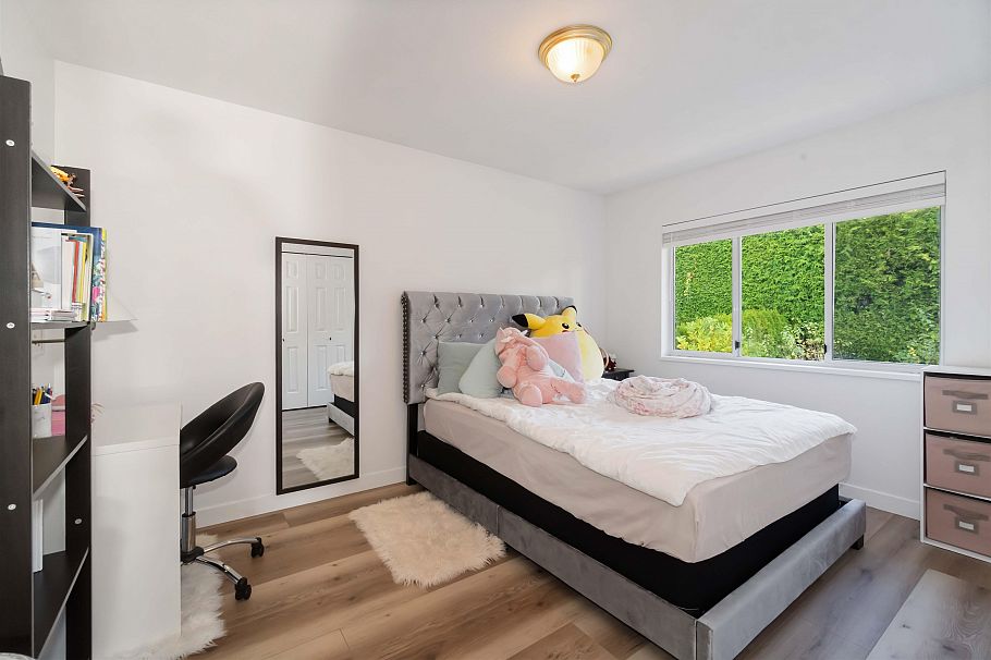 456 Montroyal Boulevard North Vancouver, BC - 24