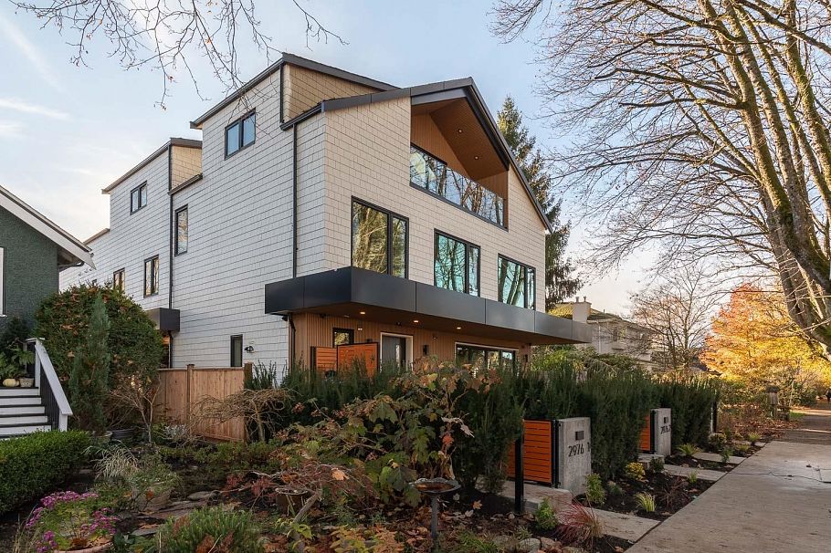 2 2976 W 13th Avenue Vancouver, BC - 2